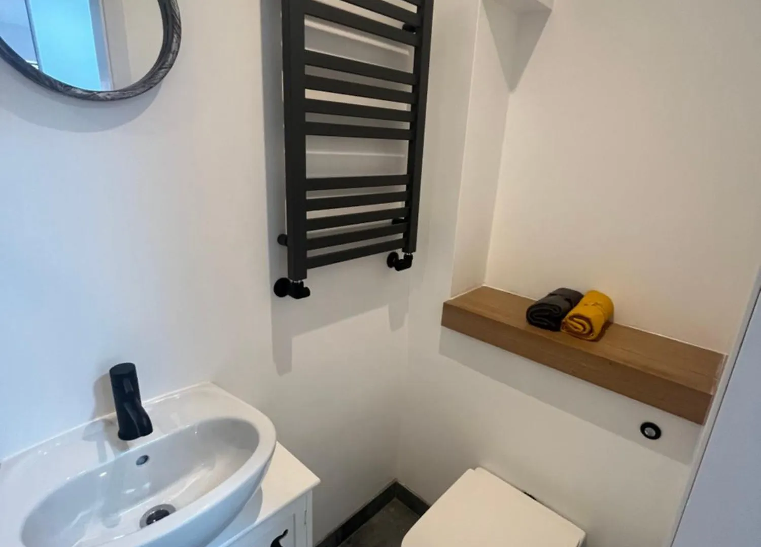 Teddington Little Gem Apartment London United Kingdom