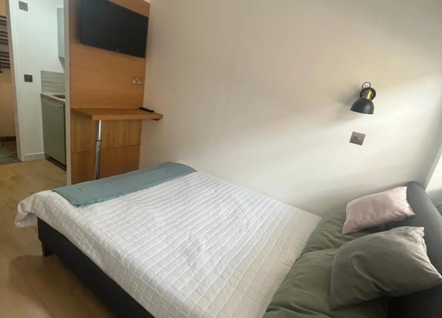 Teddington Little Gem Apartment London United Kingdom